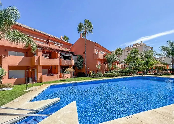 La Fragata Penthouse Lf1 에스테포나